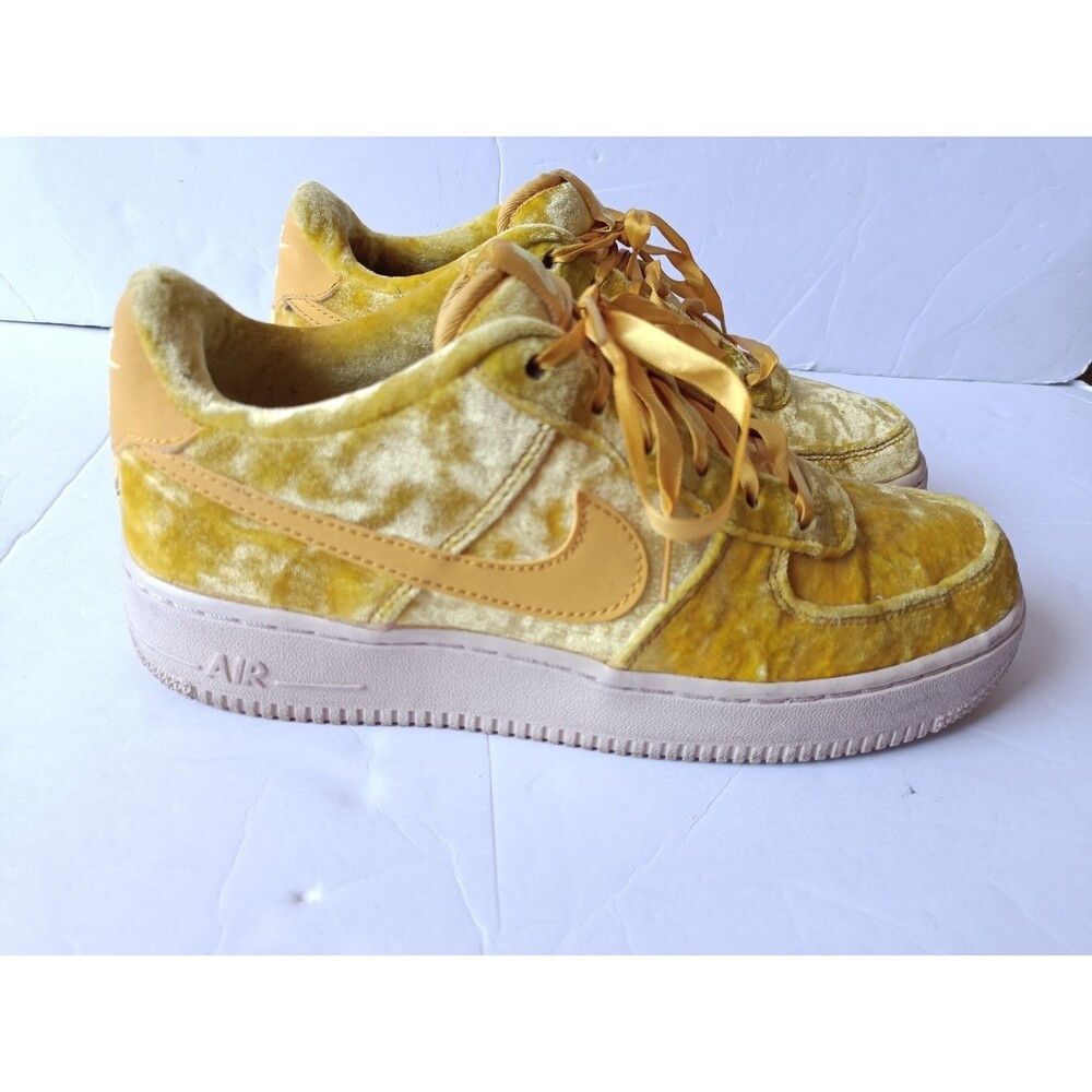 Nike Air Force 1 LV8 ‘Mineral Gold’ Size 6YYellow Velvet Off White Soles